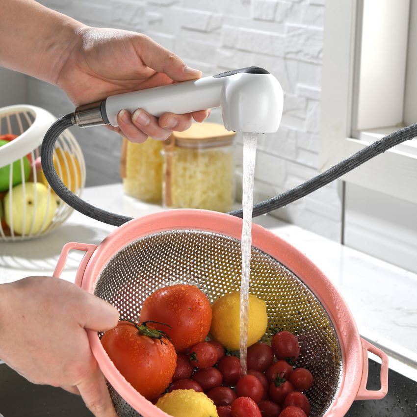 dropship Single Handle Pull Down Sprayer Kitchen Sink Faucet