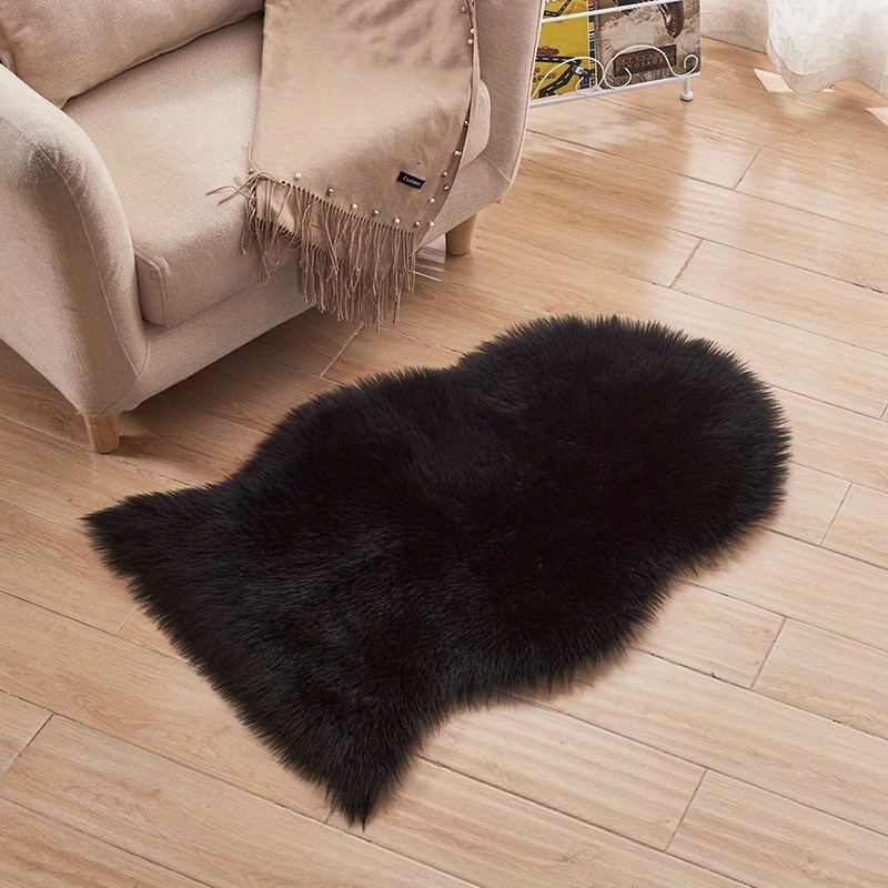 dropship 1pc Fluffy Imitation Wool Area Rug, Suede Fleece Bottom Long Imitation Wool Rug, Acrylic 80% Polyester 20%, 23.62*35.43inch, Living Room Bedroom Rug, Entryway Rug, Plush Rug, Simple Carpet