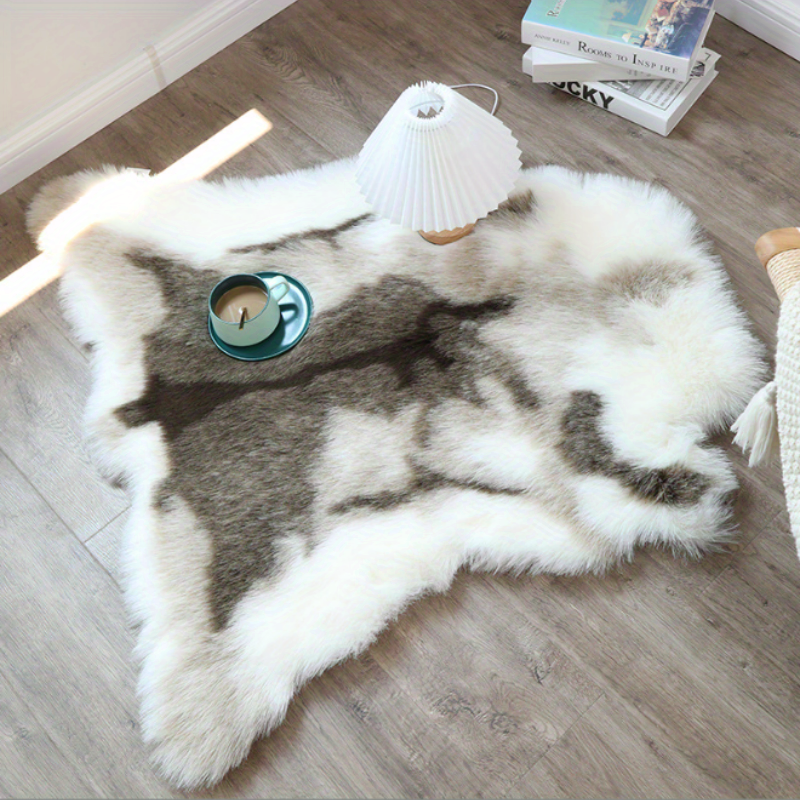 dropship 1pc, Soft and Fluffy Reindeer Hide Rug - Non-Slip Plush Faux Fur for Bedroom, Living Room, and Nursery - Machine Washable - White and Grey