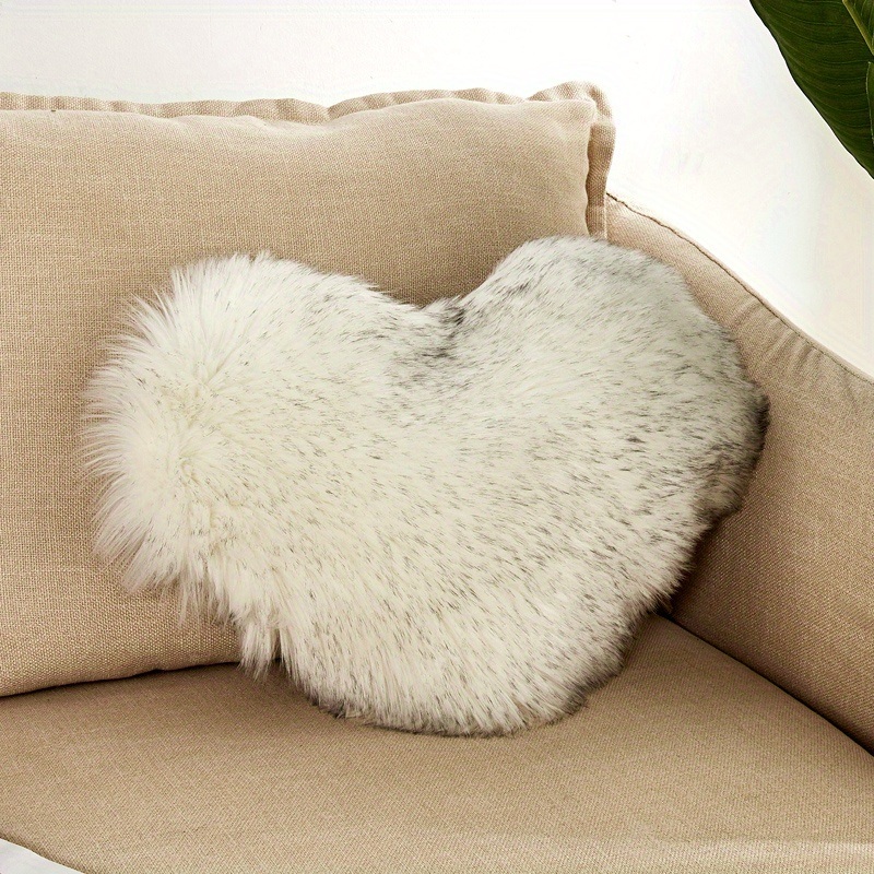 dropship 1pc Boho Love Heart Plush Throw Pillow - Fluffy Luxury Cushion for Couch, Sofa, Bed - Detachable and Machine Washable Home Decor