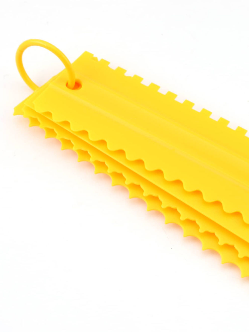 dropship 4pcs/set Double-Sided Cake Scraper - Perfect for Cream, Mousse, Butter, and Cake Edges - Random Color