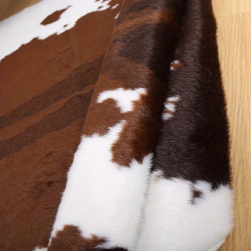 dropship 1pc Premium Faux Cowhide Rug 4.9 X 6.6 Feet, Durable And Large Size Cow Print Rugs, Suitable For Bedroom Living Room Western Decor, Faux Fur Animal Cow Hide Carpet