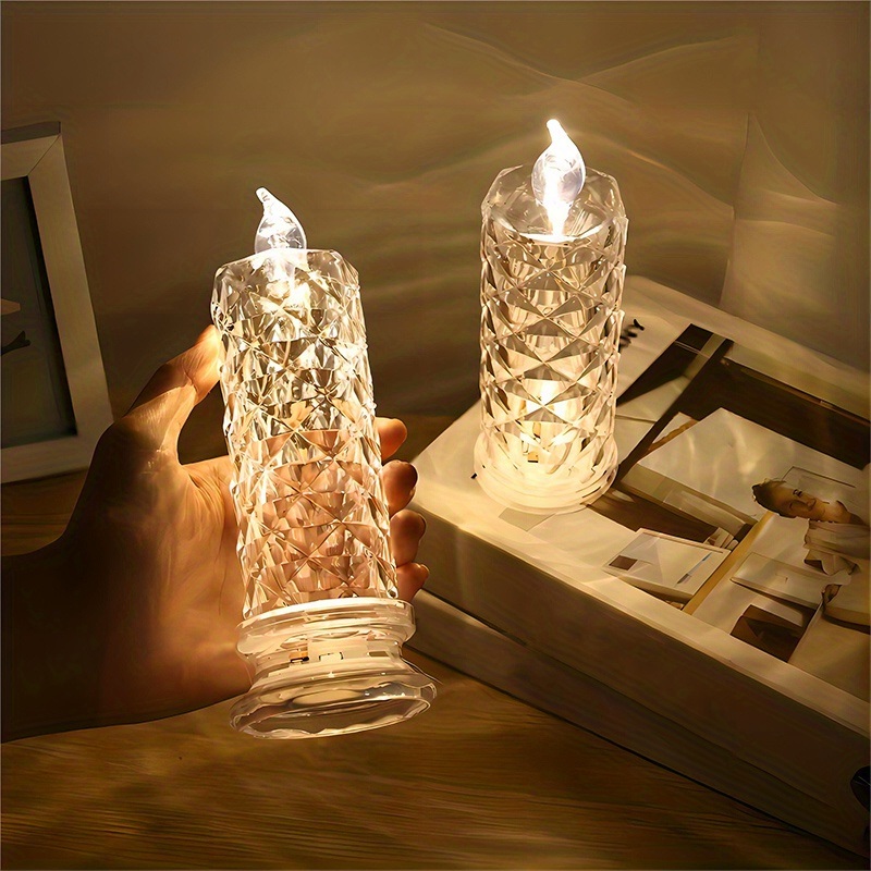 dropship 1pc Battery-Powered LED Candle Lamp with Rose Pattern Refraction Halo Projection for Birthday, Wedding, and Party Decor - Glowing Candle Lights in More Colors