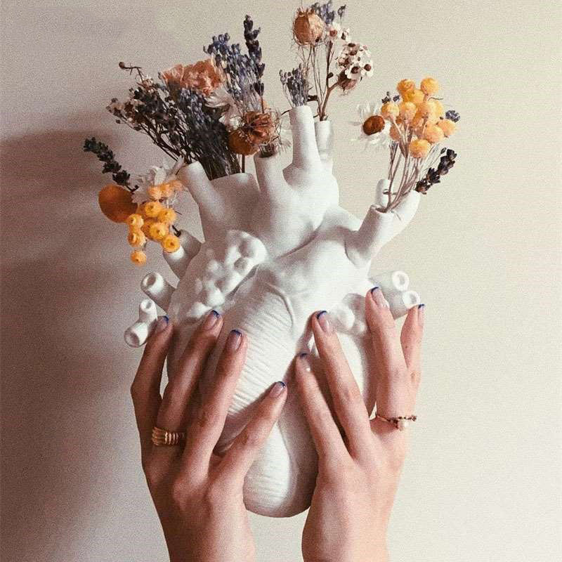 dropship Vase In The Shape Of Human Heart, Home Decoration, Desktop Art Craft Ornament, Exquisite And High-end Indoor Vase, Organ Design Flower Container, Halloween