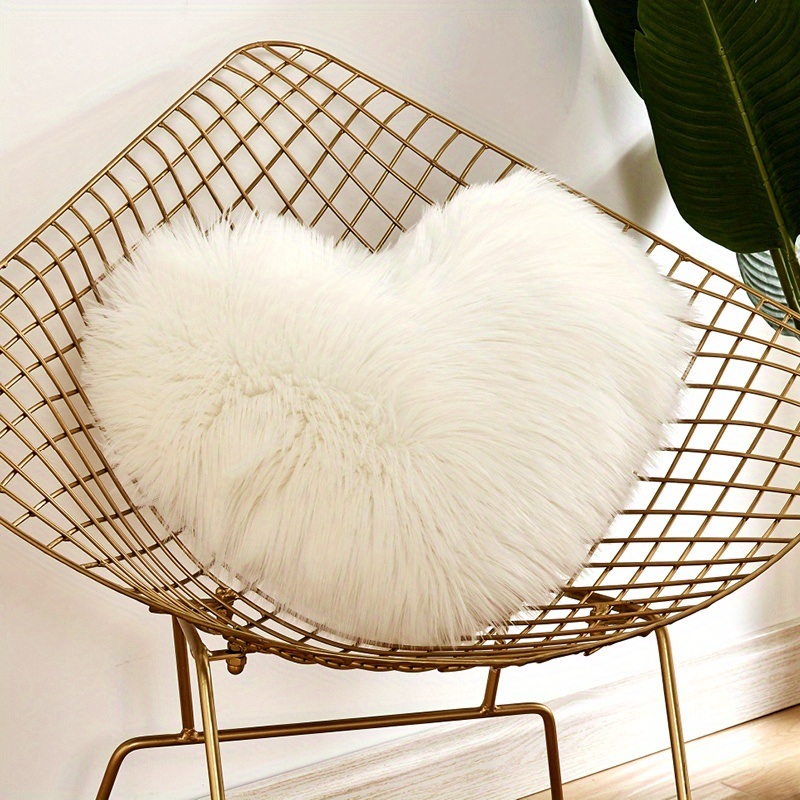 dropship 1pc Boho Love Heart Plush Throw Pillow - Fluffy Luxury Cushion for Couch, Sofa, Bed - Detachable and Machine Washable Home Decor