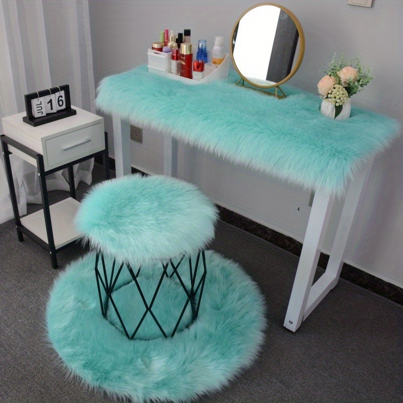 dropship 1pc Soft Plush Fur Rugs, Soft Fluffy Area Rug, Modern Faux Fur Rug, Fluffy Rug For Bedroom, White Rugs For Living Room, Carpet For Rooms, Rugs For Bedroom Aesthetic
