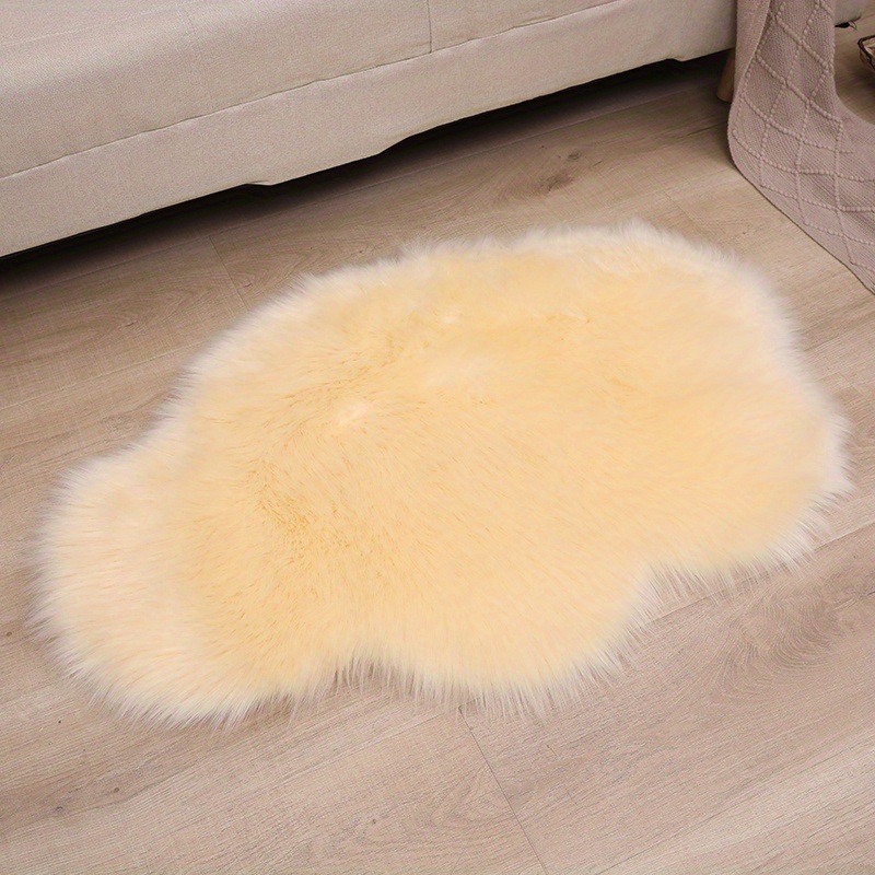 dropship 1pc, Fluffy Cloud Plush Rug - Soft Faux Fur Bedroom Decoration, Machine Washable, Funny Doormat, Nursery Decor, Throw Rugs for Home Decor
