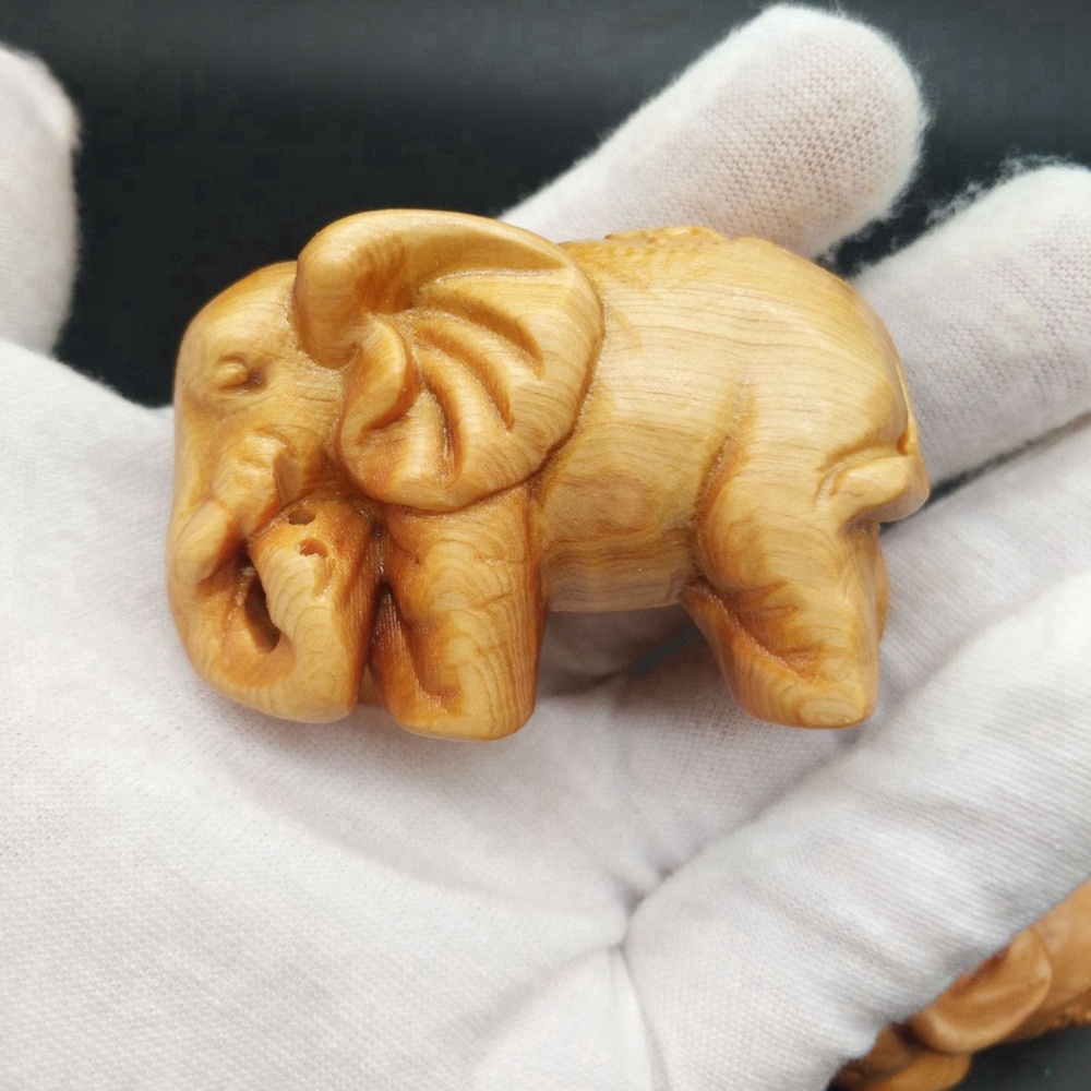 dropship Natural Thuja Wood Elephant Figurines Craft Carved Natural Wooden Mini Animals Antique Decoration