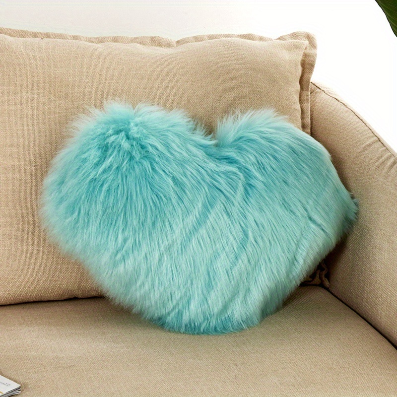 dropship 1pc Love Heart Plush Pillow - Soft and Cozy Indoor Sofa Chair Bed Cushion for Home Decoration - Removable and Machine Washable