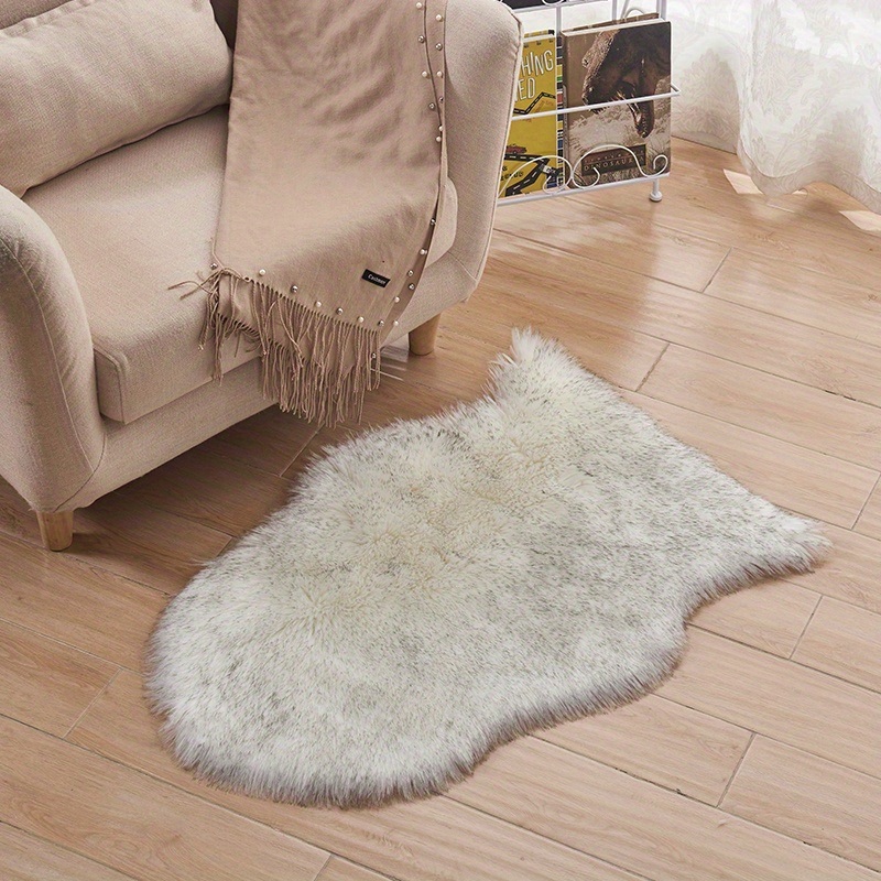 dropship 1pc Fluffy Imitation Wool Area Rug, Suede Fleece Bottom Long Imitation Wool Rug, Acrylic 80% Polyester 20%, 23.62*35.43inch, Living Room Bedroom Rug, Entryway Rug, Plush Rug, Simple Carpet