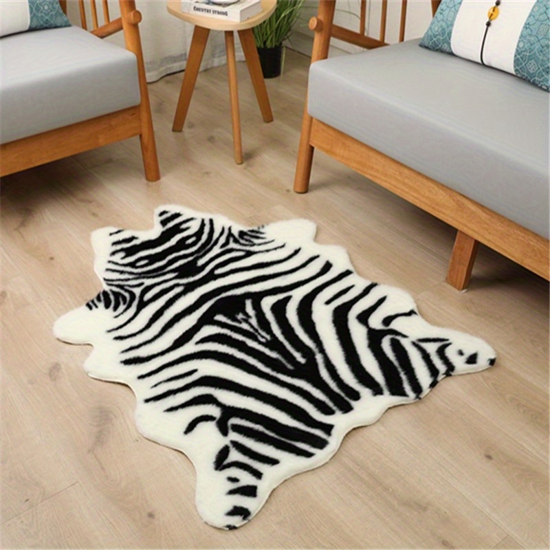 dropship 1pc Durable Faux Cowhide Rug - Washable, Low-Pile, Perfect for Bedroom and Living Room Decor - Western Style Animal Print Carpet for Home and Room Decor