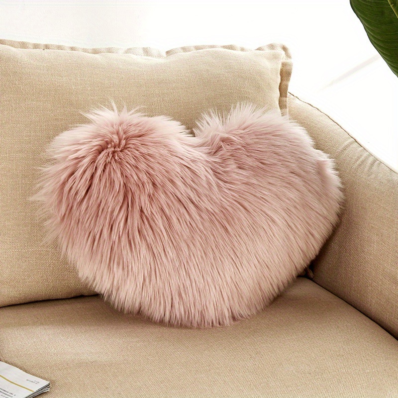 dropship 1pc Love Heart Plush Pillow - Soft and Cozy Indoor Sofa Chair Bed Cushion for Home Decoration - Removable and Machine Washable