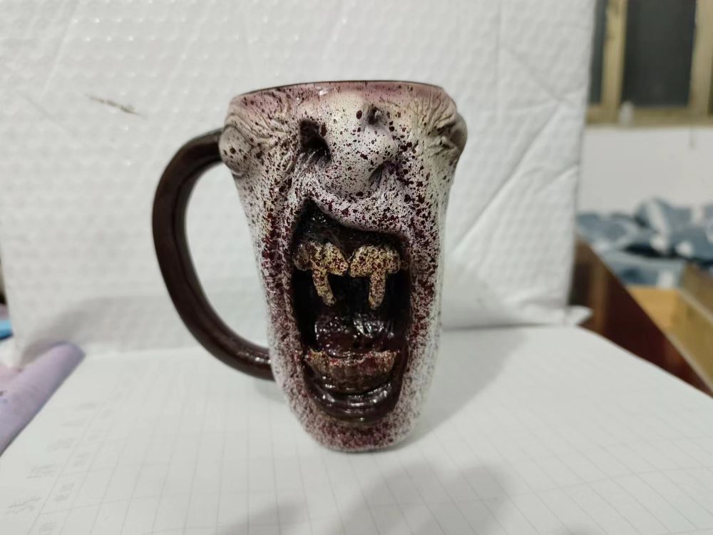 dropship Halloween Resin Product Tricky Scary Toy Water Cup (No Drinking Water)