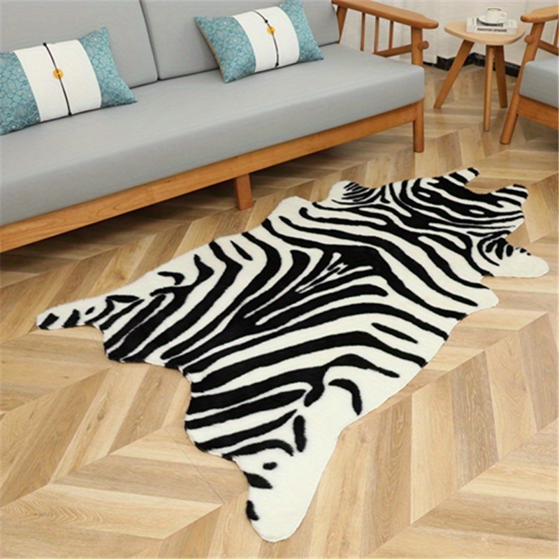 dropship 1pc Durable Faux Cowhide Rug - Washable, Low-Pile, Perfect for Bedroom and Living Room Decor - Western Style Animal Print Carpet for Home and Room Decor